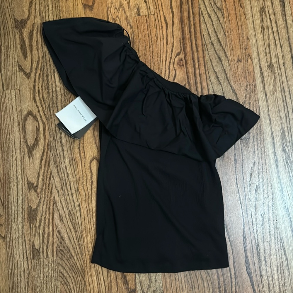Who What Wear One Should Black Ruffle Top 🖤🦓 NWT/Size XS